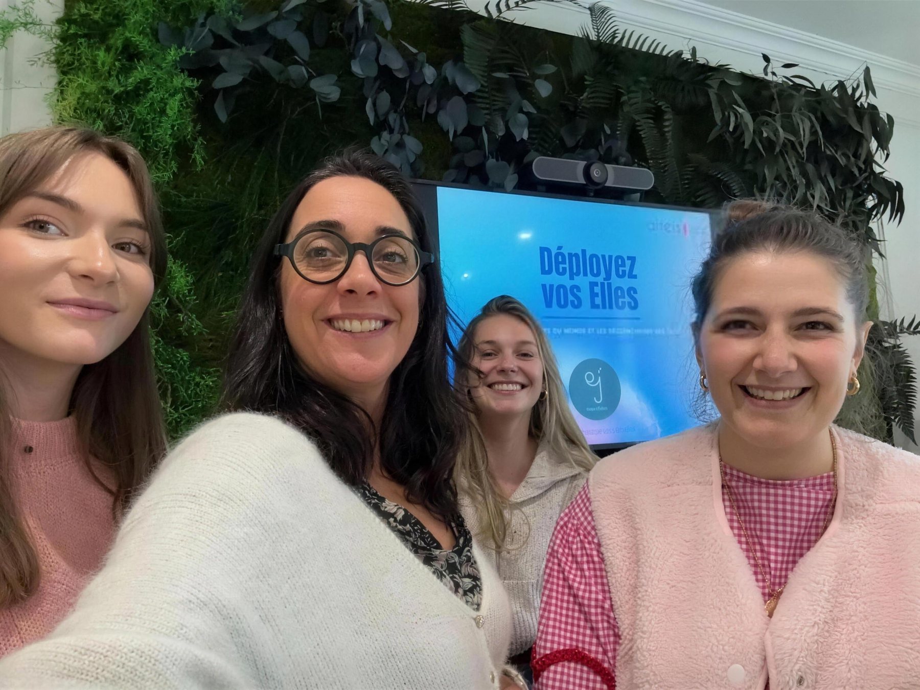 L'équipe Alteis lors d'un atelier du programme Déployez vos Elles